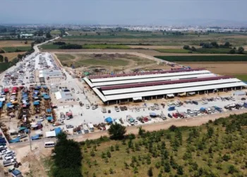Modern hayvan pazarı ilk bayramda yüzleri güldürdü