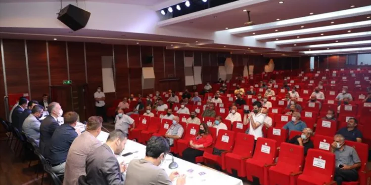 İnegöl’de kırsal mahallelerin statüsü muhtarlara anlatıldı