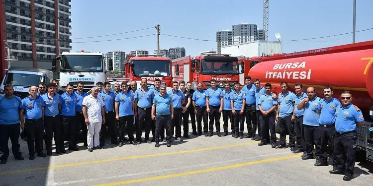 Bursa itfaiyesi Marmaris’teki yangına destek için yola çıktı