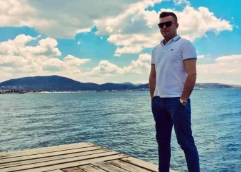 Uzman çavuş nişanlısı tarafından öldürüldü