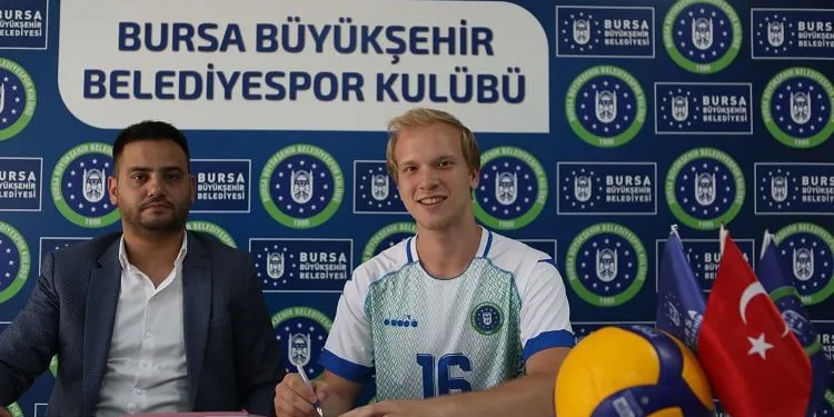 Berkün Eber Üstündağ, Bursa Büyükşehir Belediyespor’da