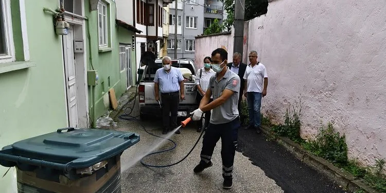 Osmangazi Belediyesi’nden muhtarın talebine anında çözüm