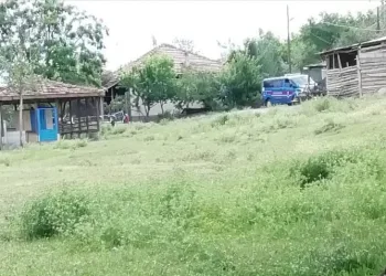 Av tüfeğini temizlerken eşini öldürdü