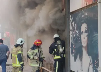 Bursa’da kadın kuaföründe yangın