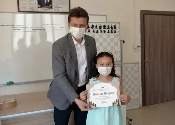 Bilgi Evleri’nde sertifika coşkusu