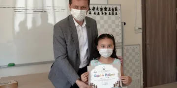 Bilgi Evleri’nde sertifika coşkusu