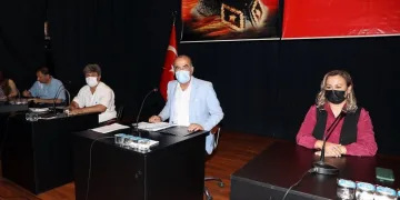 Nejat Biyediç ve Sedat Portakal’ın ismi Mudanya’da yaşatılacak