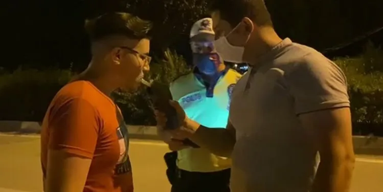 Bursa’da alkollü sürücüye alkolmetre dersi verdiler