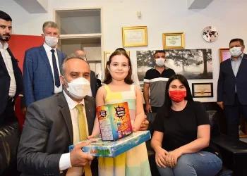 Bursa’nın gururu oldu! Beren birincilikle döndü