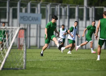 Bursaspor’da çalışmalar tempolu devam ediyor