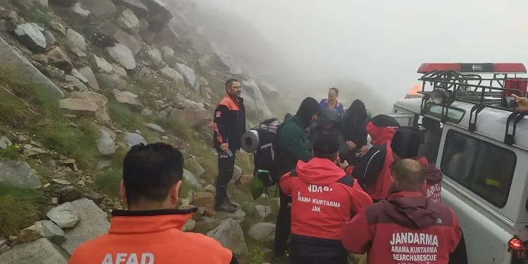 Uludağ’da kaybolan 4 kişi, 6 saat sonra bulundu