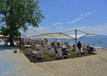 Gemlik Belediyesi halk plajında özel hizmet