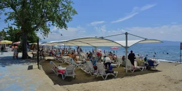 Gemlik Belediyesi halk plajında özel hizmet