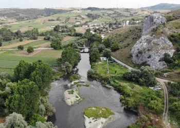 Bursa’da doğa harikası bu köye gelen geri kaçıyor