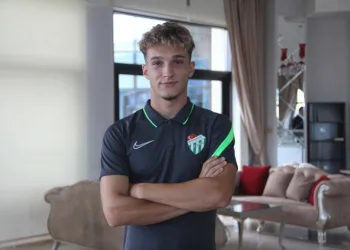 Eren Güler: “Bursaspor armasına yakışır mücadelemizi vereceğiz”