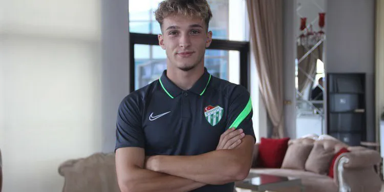 Eren Güler: “Bursaspor armasına yakışır mücadelemizi vereceğiz”