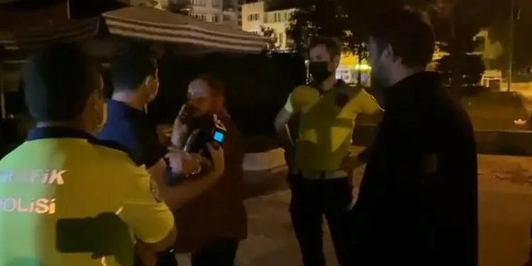 Alkollü sürücü polis ekiplerine zor anlar yaşattı