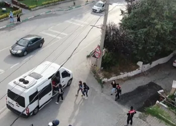 Gizli alfabesi çözülen fuhuş çetesi çökertildi