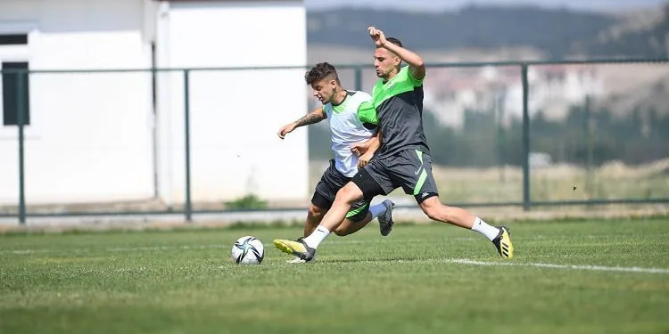 Bursaspor, Afyon’da dayanıklılık çalışması yaptı
