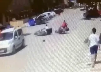 Bursa İnegöl’de 2 motosiklet çarpıştı