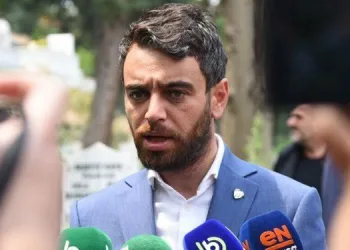 “Hepiniz kaçacak yer arayacaksınız”