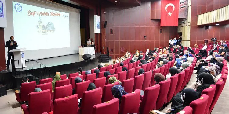 Yıldırım Beyt-i Makdis Akademi başladı