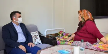 Başkan Yılmaz’dan Münevver Atak’a bayram ziyareti