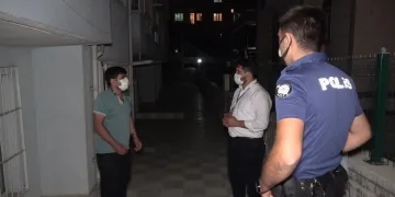 Karantinadan kaçıp cenazeye gittiler