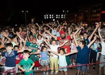 Bursa sokakları Bir NeFestival’le renkleniyor