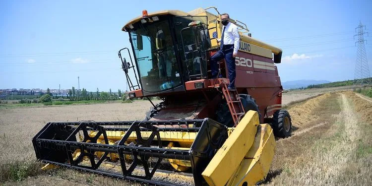 Ziraat Fakültesi’nde hasat zamanı
