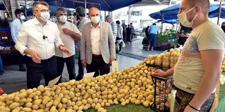 Başkan Yılmaz mahalle ziyaretlerine devam ediyor