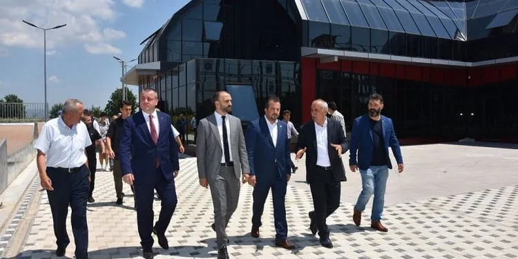 Bursa’da ‘Cumhur’dan yatırım turu