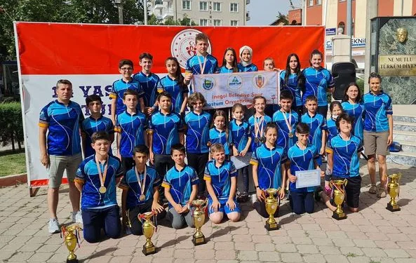 DOSTUM Oryantiring Takımı, rekor kırdı