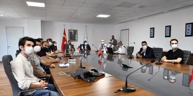 Teknoloji takımından Başkan Dündar’a ziyaret