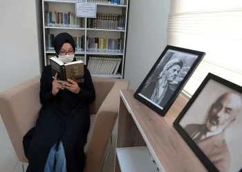 Osmangazi kütüphanelerine anlamlı köşe