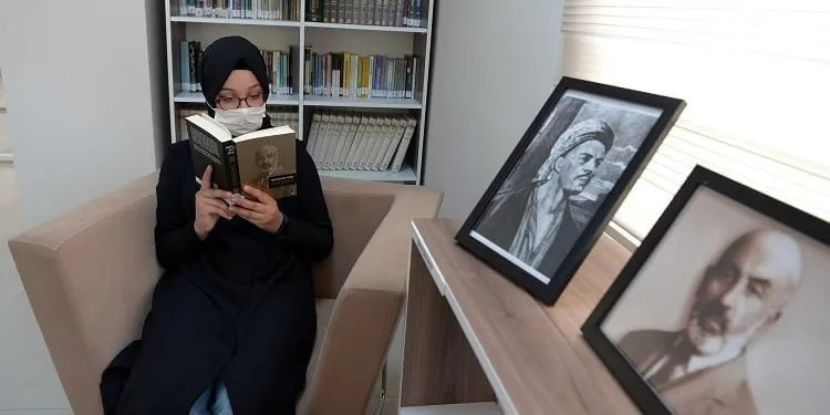 Osmangazi kütüphanelerine anlamlı köşe