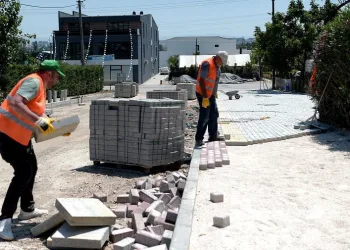 Osmangazi’de cadde ve sokaklar yenileniyor