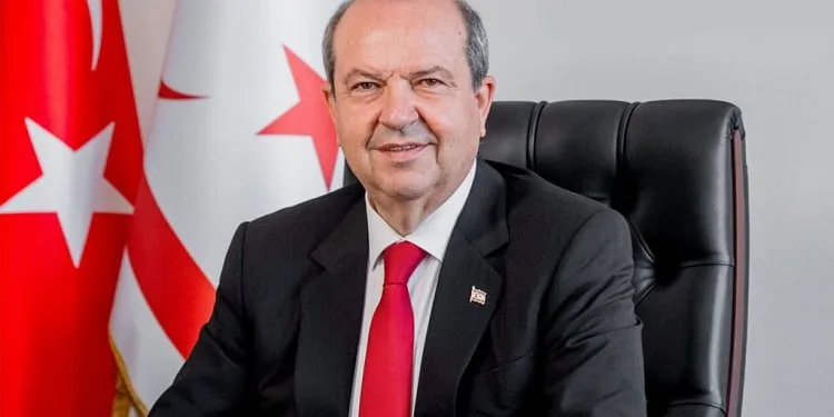 Kıbrıslı Rumlardan Ersin Tatar’a karşı ‘mavi tik’ kampanyası
