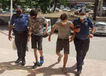 Bursa’da motosiklet hırsızları 2 tutuklandı