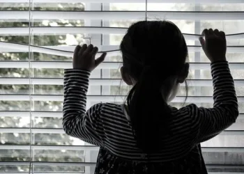Çocuğun psikolojisini bozan anne, evlat hasreti çekecek