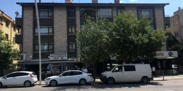 Kanser hastası eşini kravatla boğdu