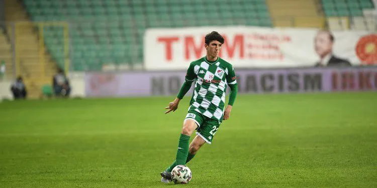 Bursaspor’un genç ismi Taha Altıkardeş’in hedefi Avrupa