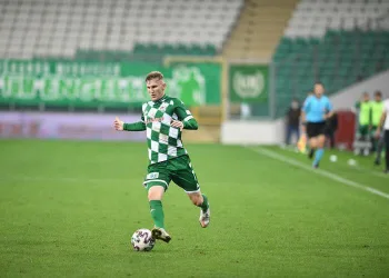 Bursaspor’dan Fenerbahçe’ye 9. futbolcu