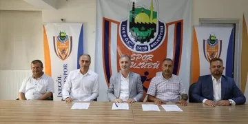 İnegöl Belediyespor 2. Lig Voleybol Takımı Serkan Seçkin ile anlaştı