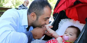İki kalbi olduğu için 9 yıl baba olamadı! Evlat hasreti son buldu