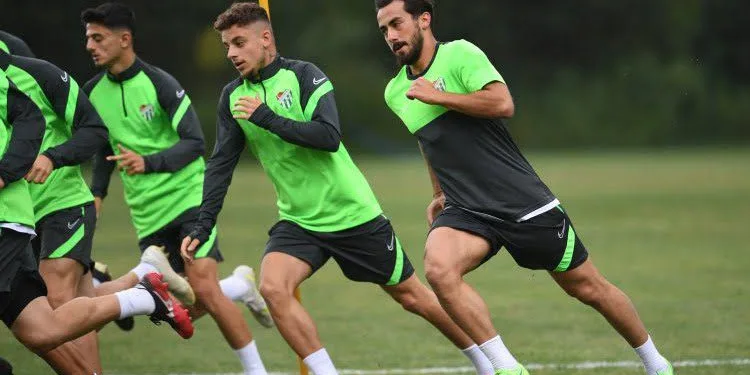 Bursaspor’dan geleceğe yatırım