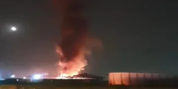 Bursa’da geri dönüşüm tesisi alev alev yandı