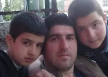Bir aile selde yok oldu