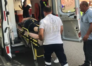 Bursa’da geri manevra yaparken yaşlı kadına çarptı