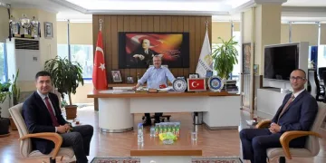 Karacabey Belediye Başkanı’ndan enerji yatırımlarına destek